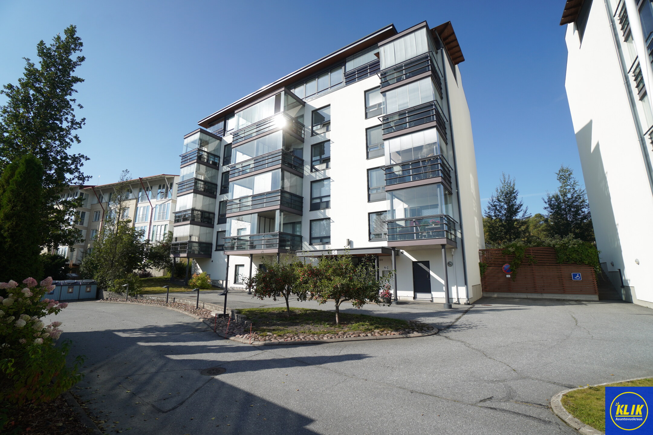 Karjalankatu 9 – kuva 1