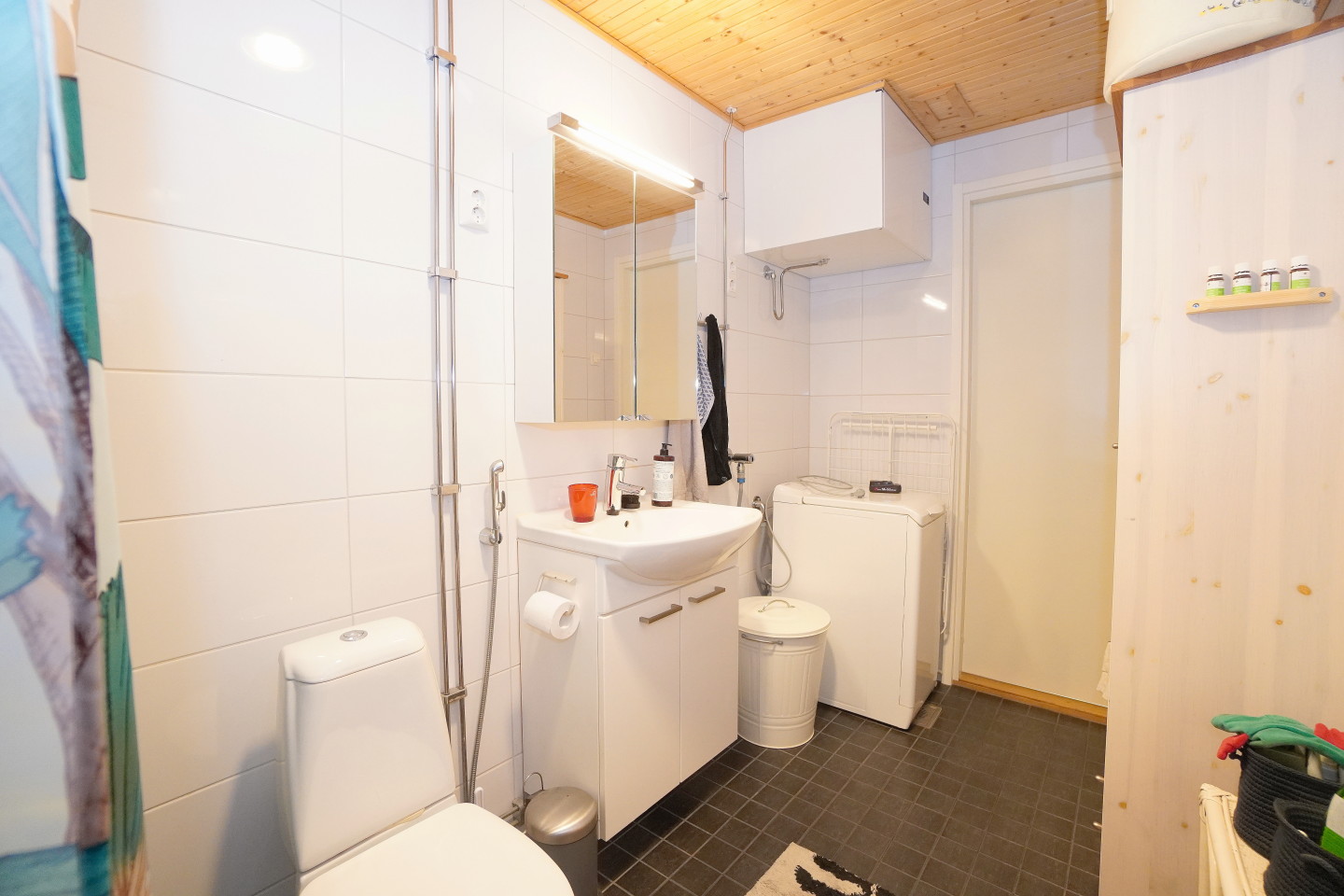 Itsenäisyydenkatu 40 – kuva 10