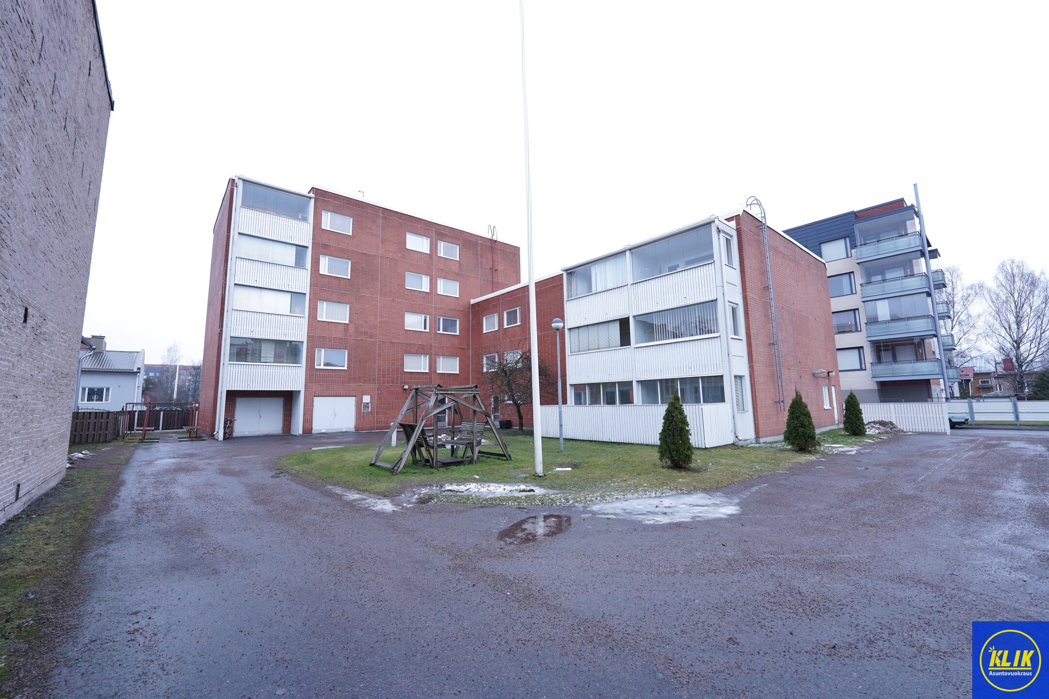 Isouusikatu 8 – kuva 1
