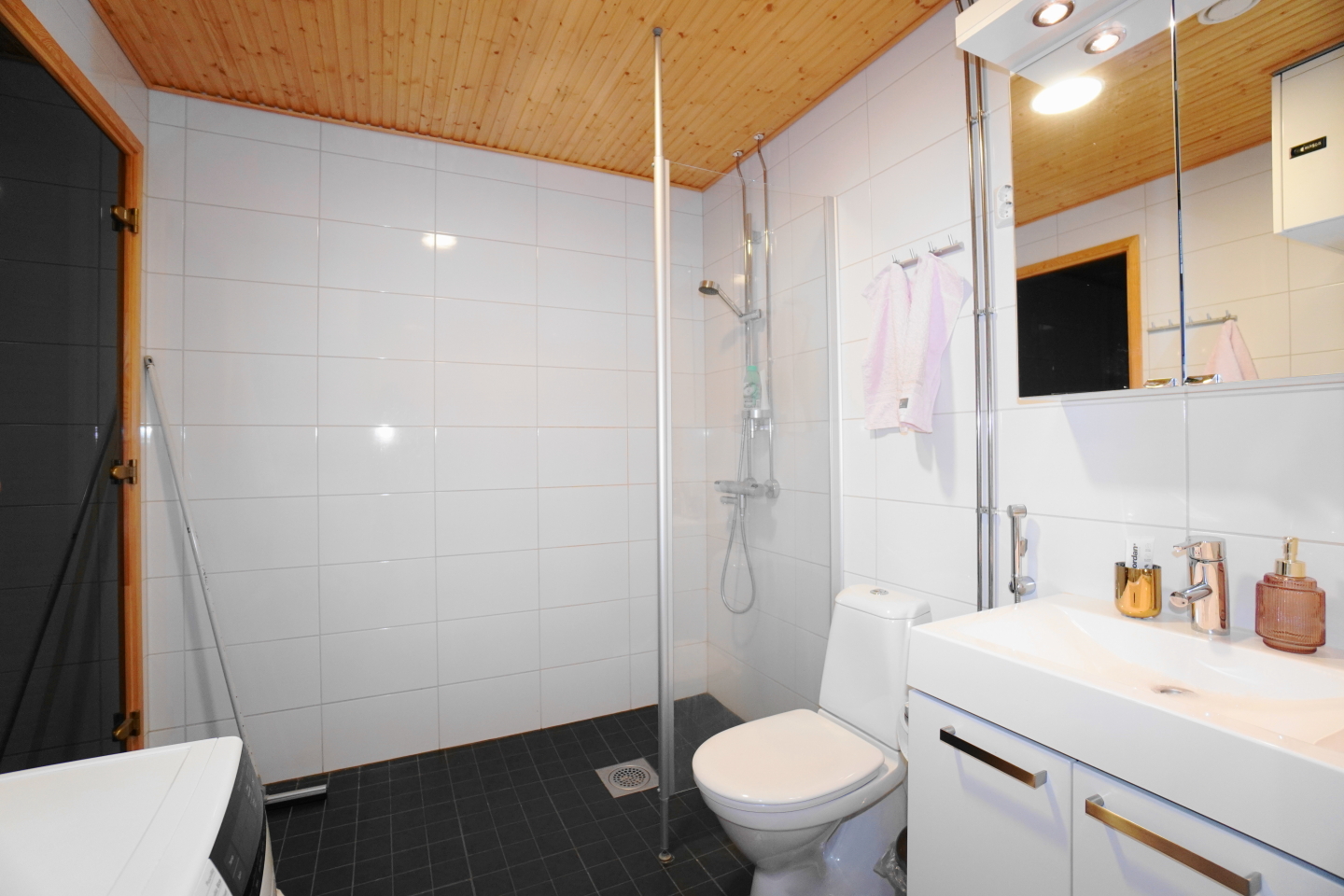 Itsenäisyydenkatu 38b – kuva 13