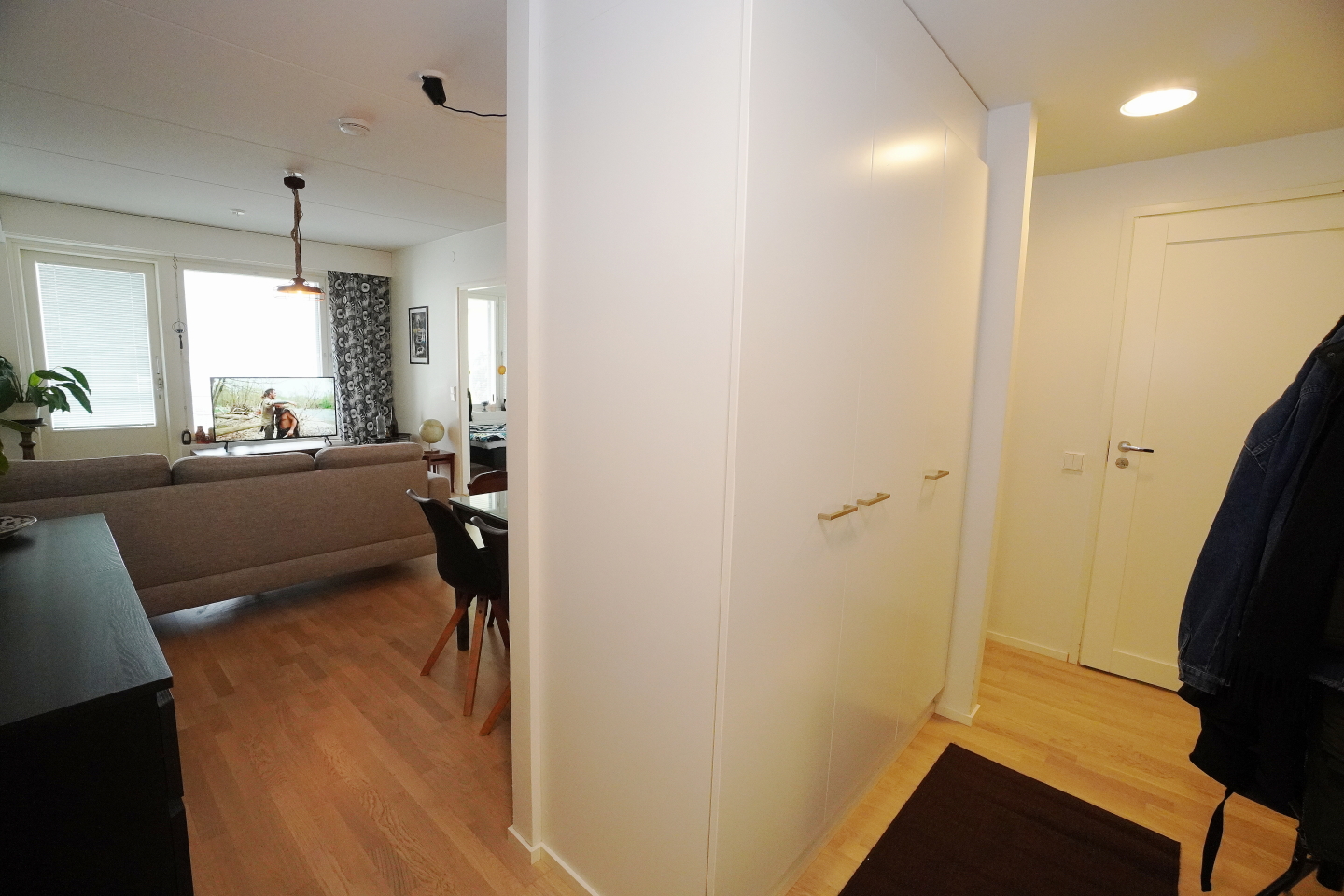 Itsenäisyydenkatu 43B – kuva 13