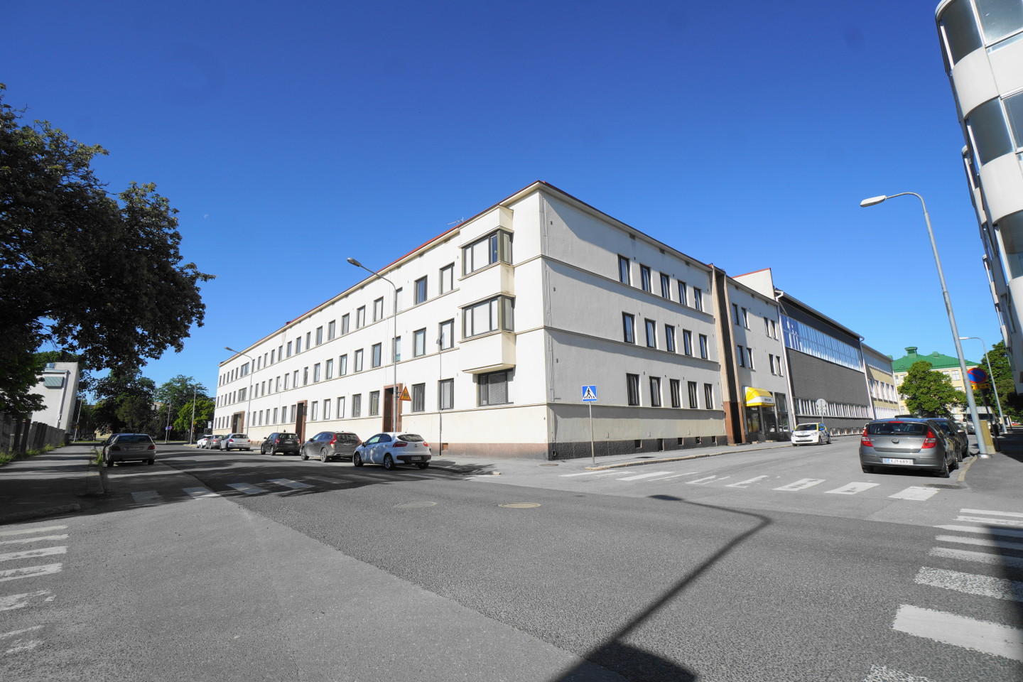 Antinkatu 33 – kuva 1
