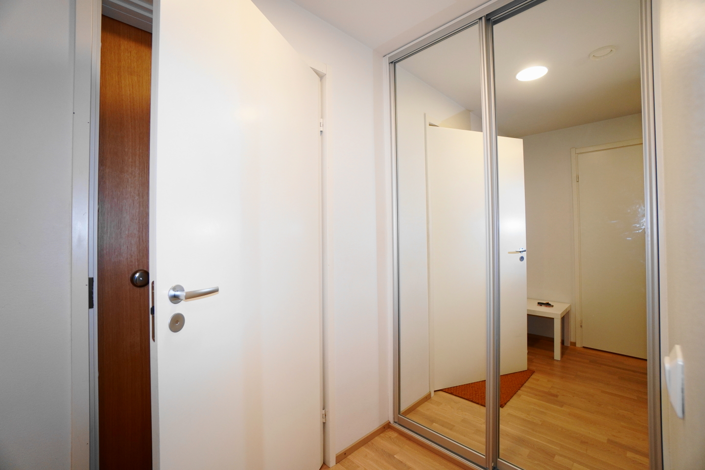Itsenäisyydenkatu 38b – kuva 12
