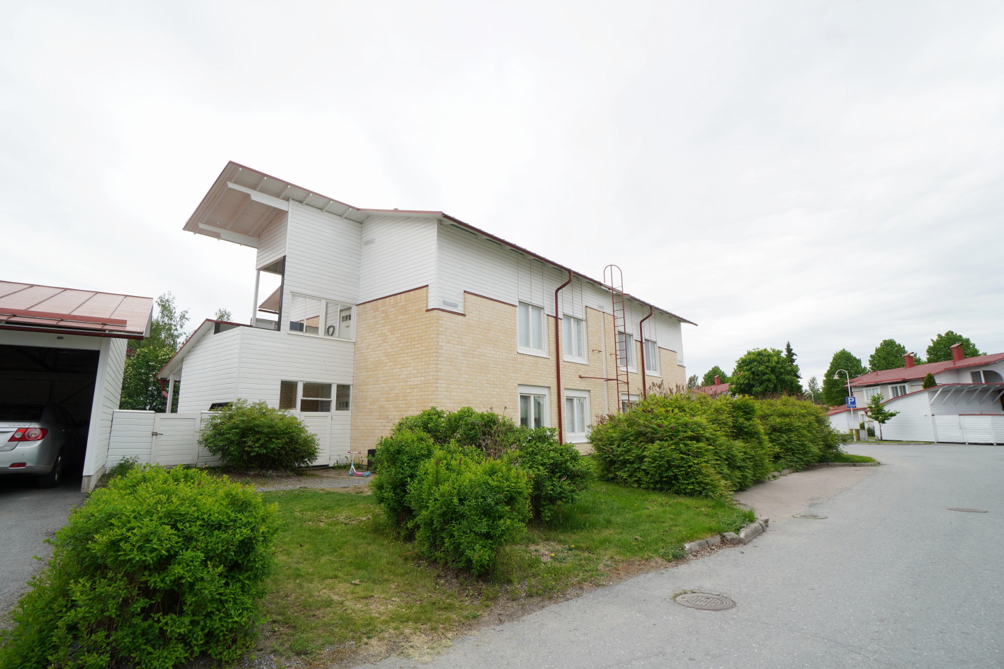 Nahkurinkaari 2 – kuva 1