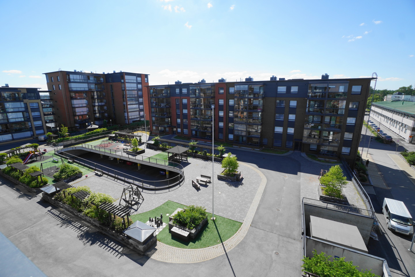 Itsenäisyydenkatu 38b – kuva 19