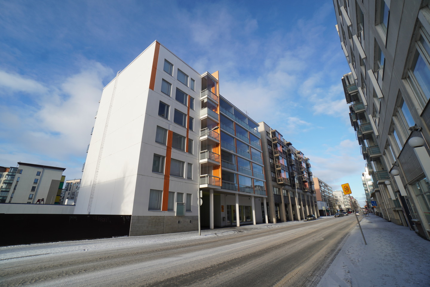 Antinkatu 27 – kuva 1